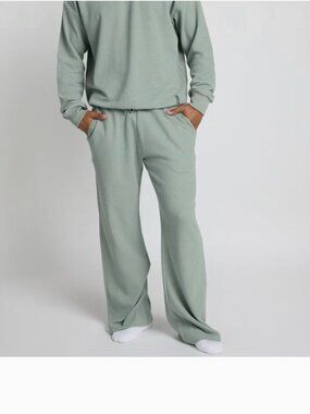 Comfrt Waffle Lounge Relaxed Sweatpants in Sage Green XL